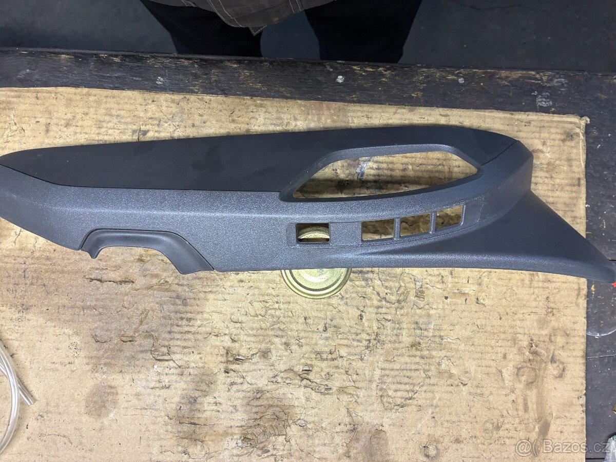 Plast na LP sedačku volvo V50 - 4