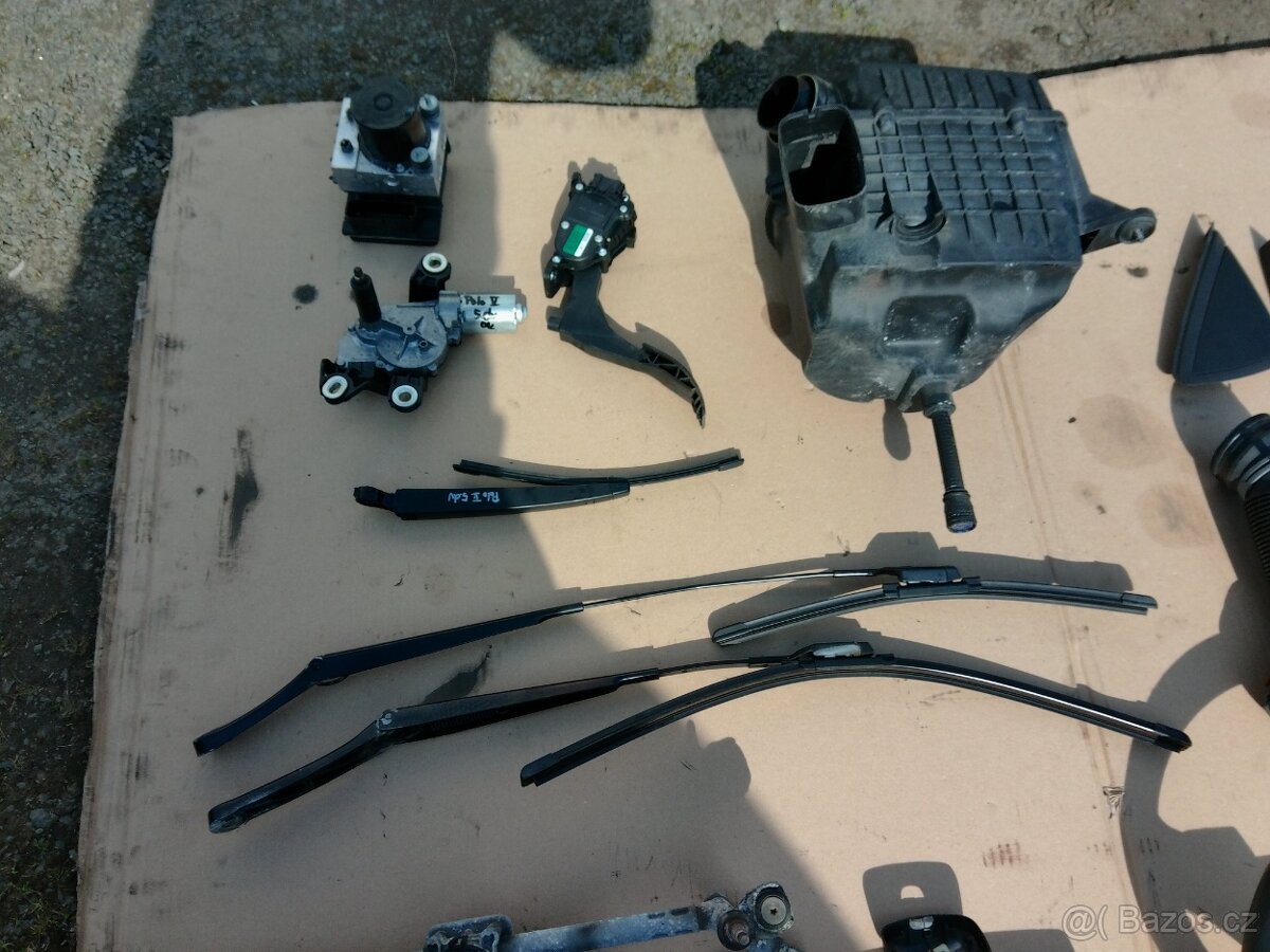 Díly 2. VW Polo 6R - 4