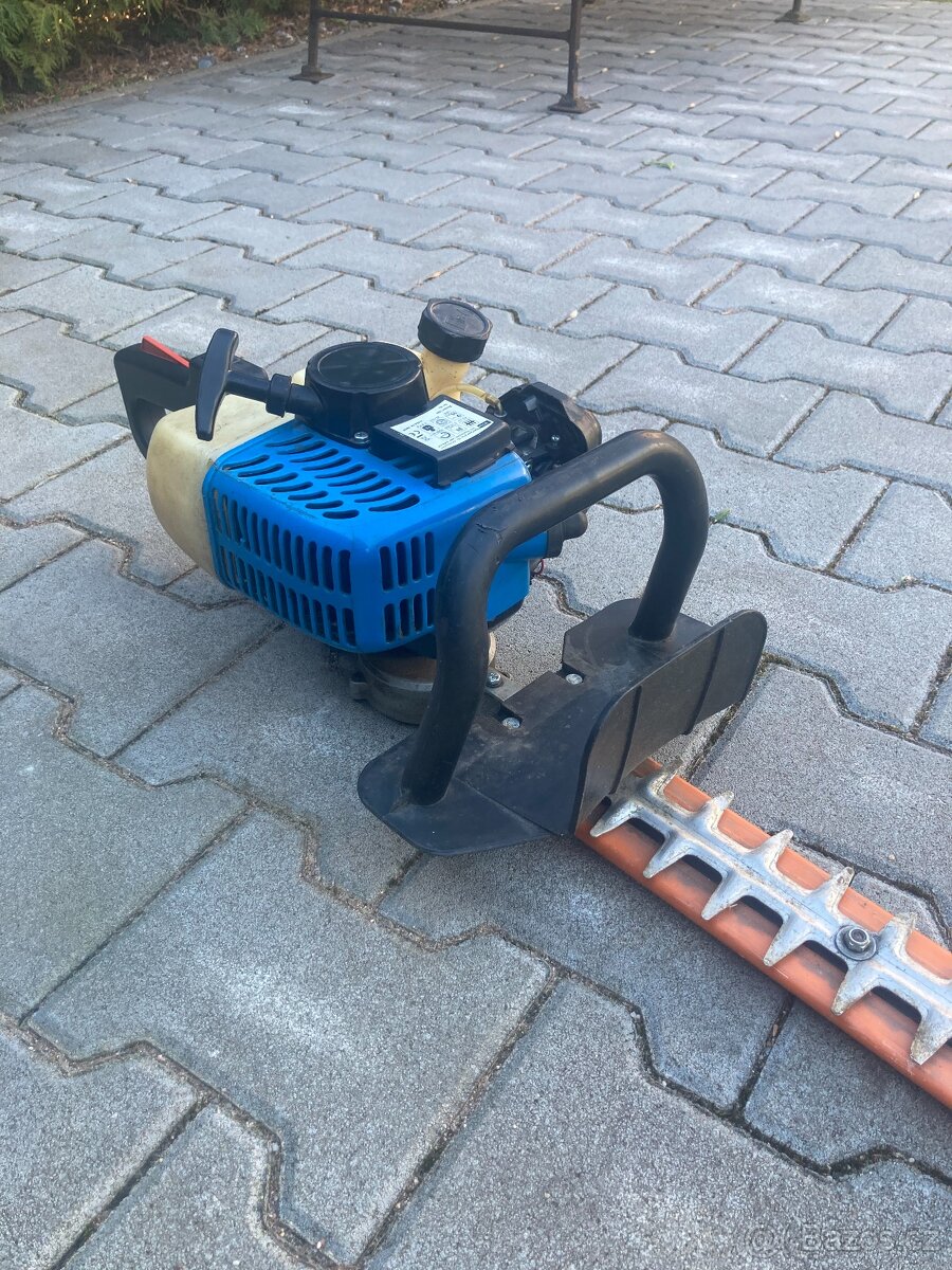 nůžky na živý plot - 4