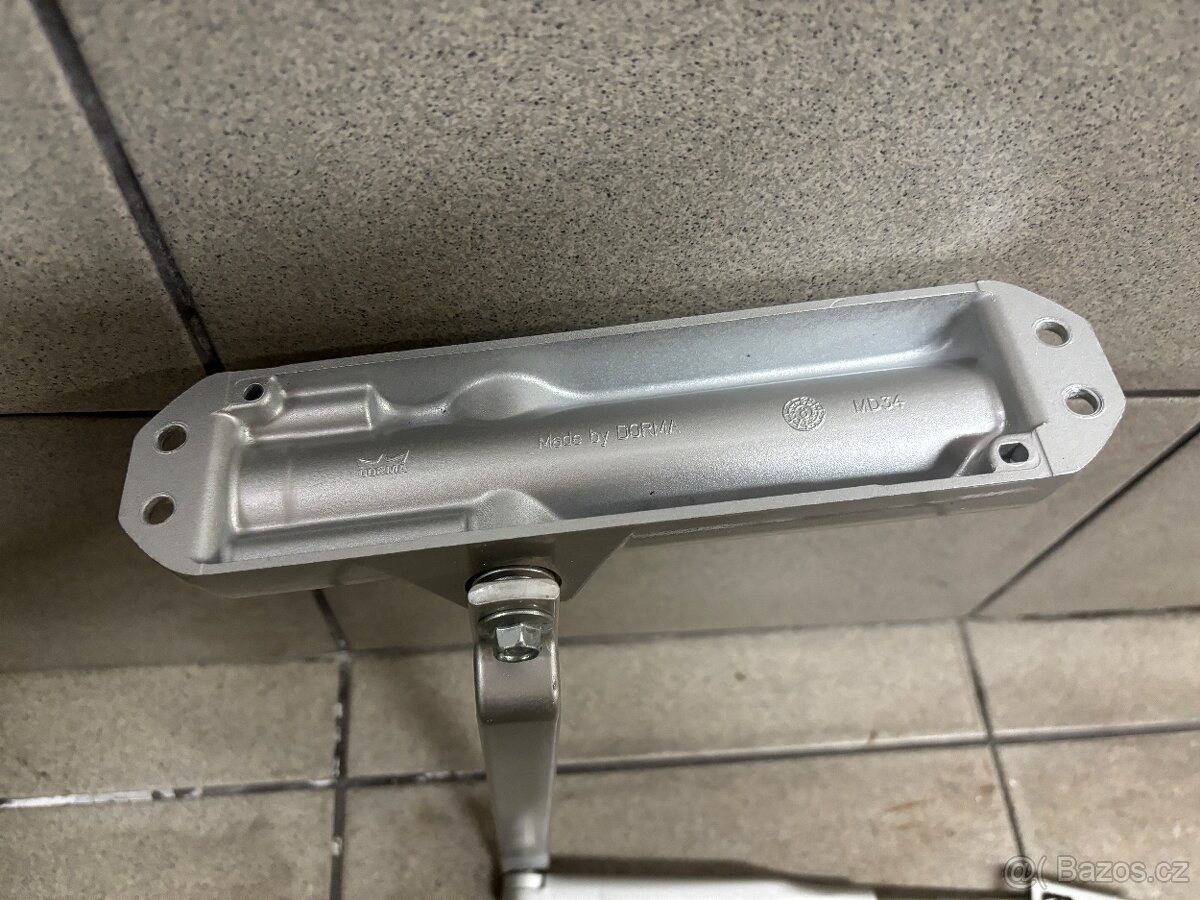 Zavírač dveří Dorma TS 68 - 4