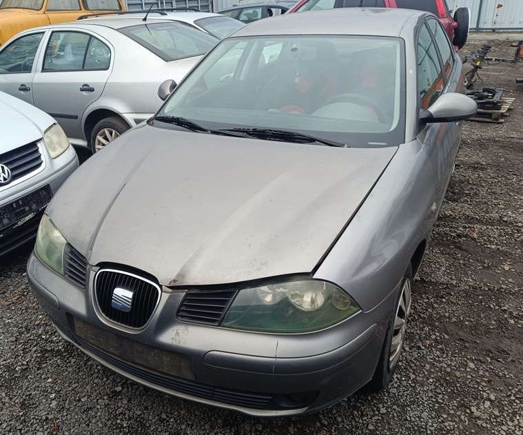 ND z Seat Ibiza 1390.cm3 55.kw benzín r.v.2003 (K27) - 4
