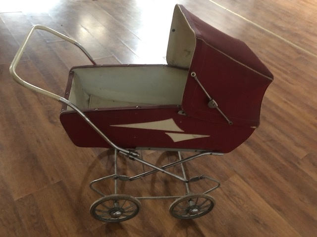 Retro kočárek pro panenky - 4