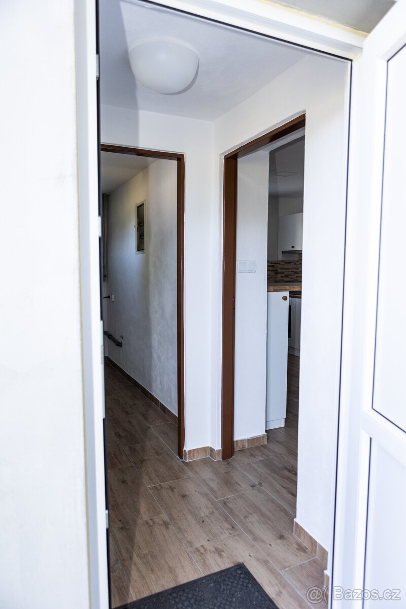 Přízemní byt s vlastním vchodem - 4
