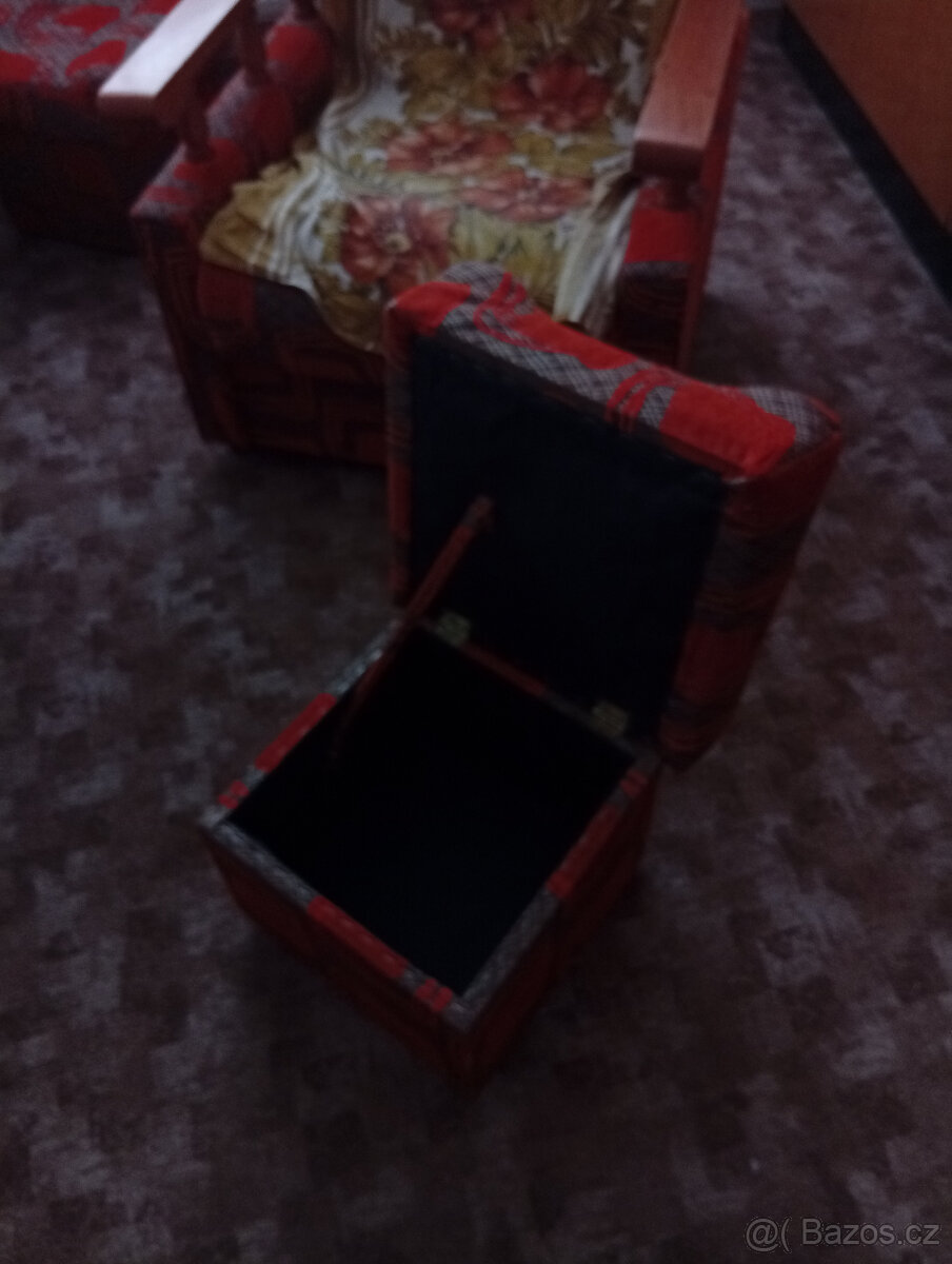 rok staré 2x pohodlná Křesla 2 x odkládací bobek - 4