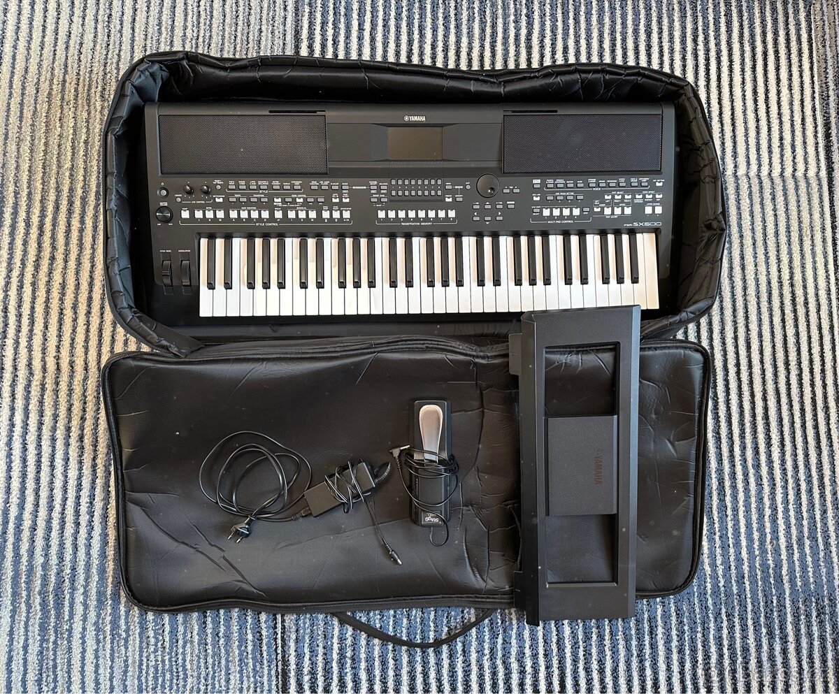 V ZÁRUCE - Klávesy/elektrické piano Yamaha PSR-SX600 - 4