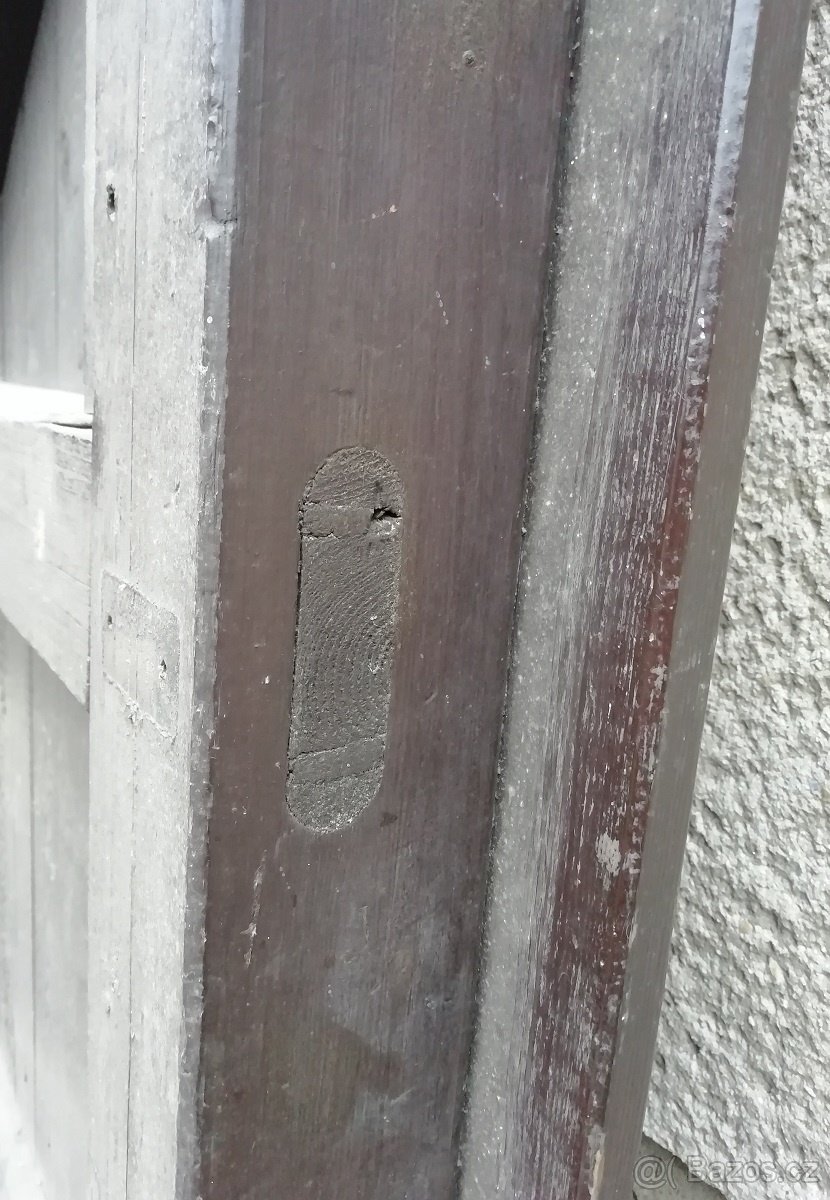 Prodám použitá dřevěná vrata - 4