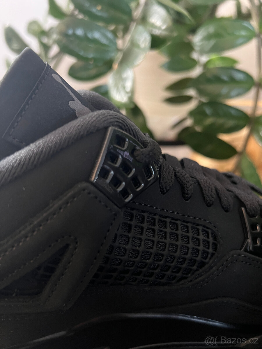 Air Jordan 4 Black Cat - 4