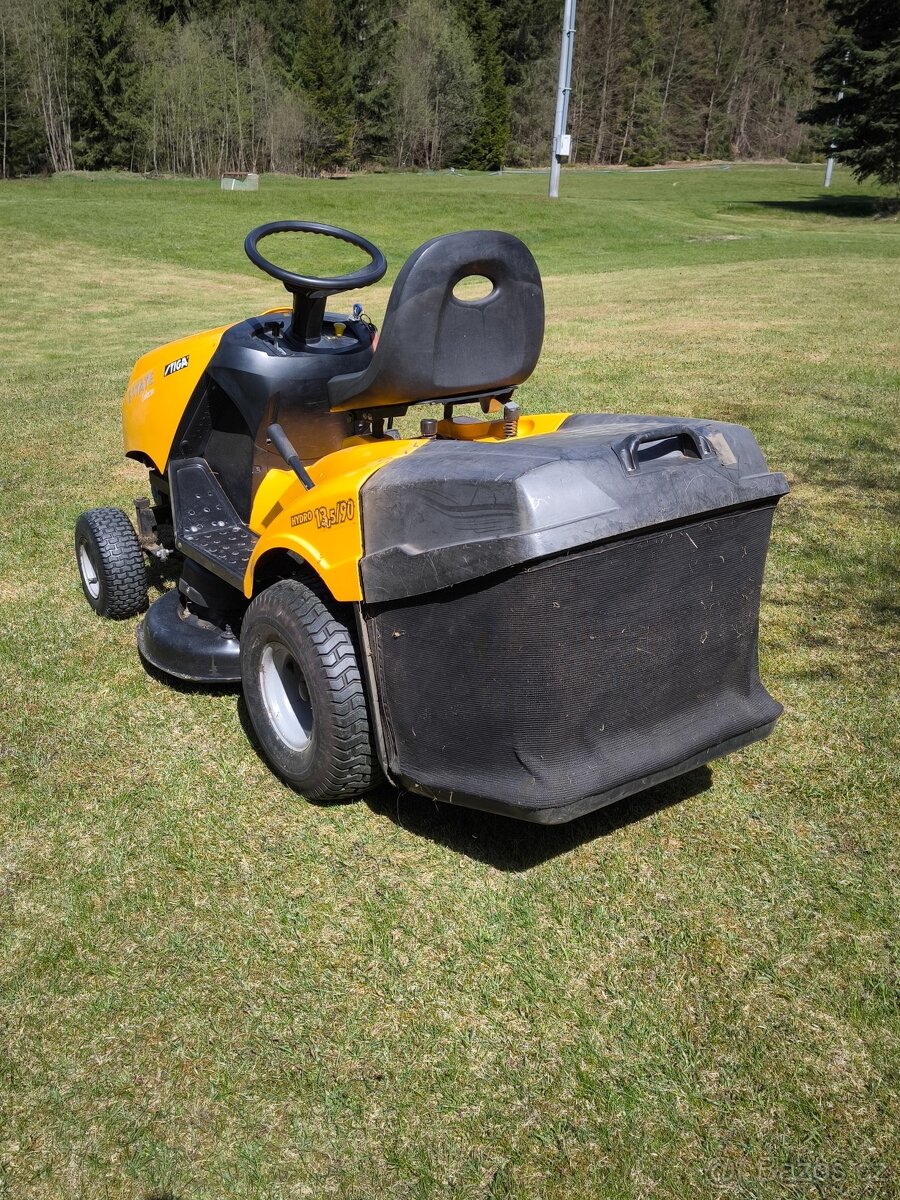 Prodám traktůrek Stiga - 4