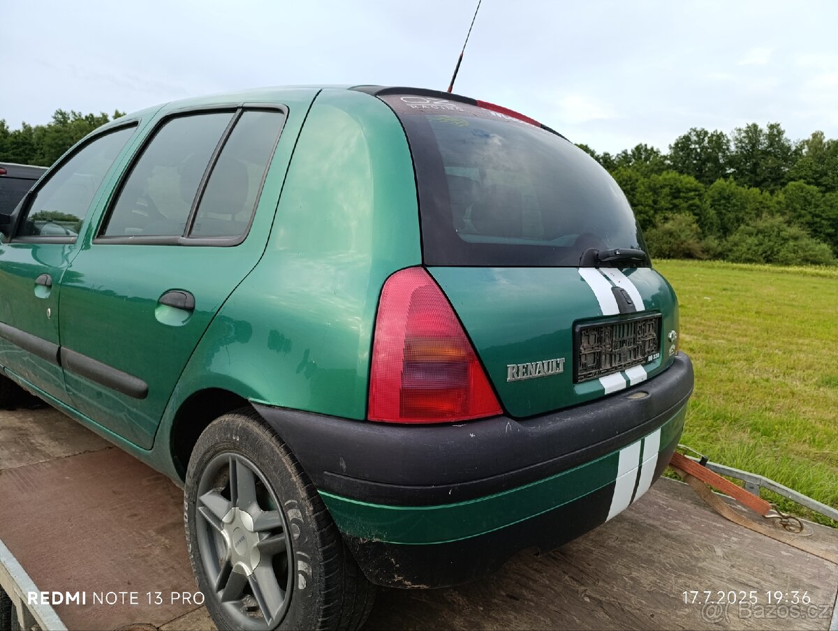 Prodám veškeré díly z vozu Renault Clio 2 1.4i 55Kw - 4