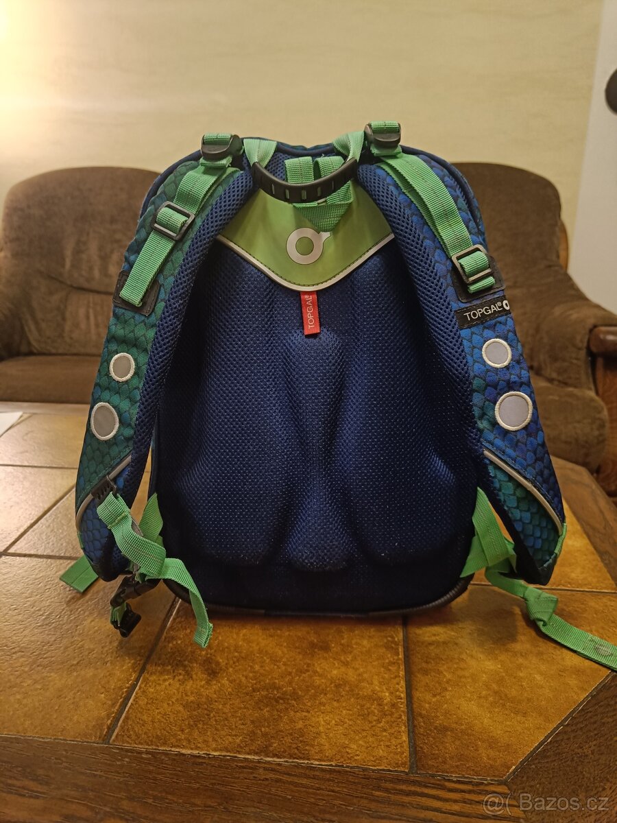 Prodám školní batoh Topgal od 1.třídy - 4
