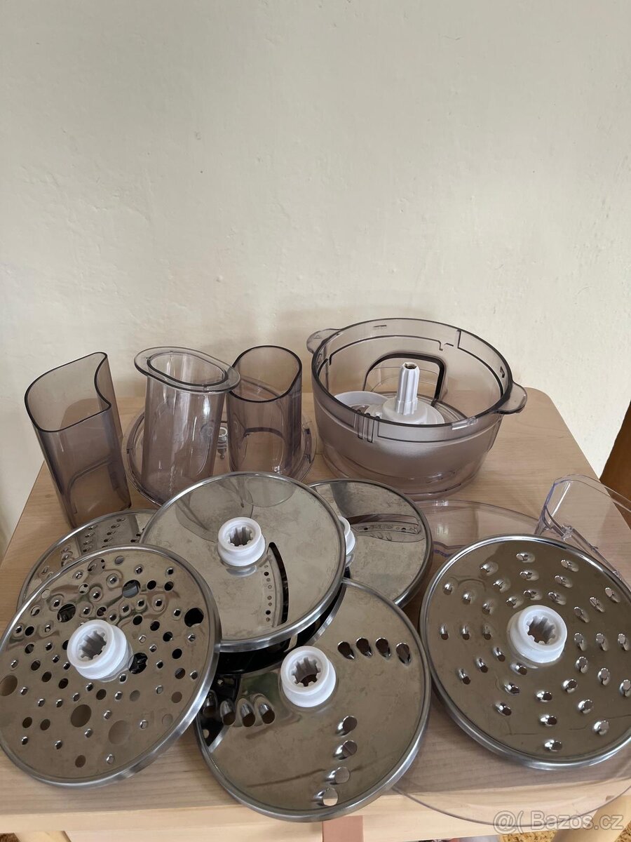 Prodám kuchyňský robot ETA Gratus Kuliner II - 4