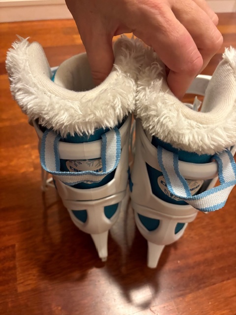 Dívčí rostouccí lední brusle Crowned PRINCESS vel. EU35-38 - 4