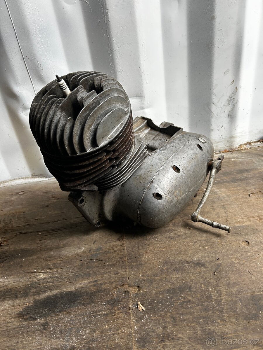 Motor čz 175/450 - 4