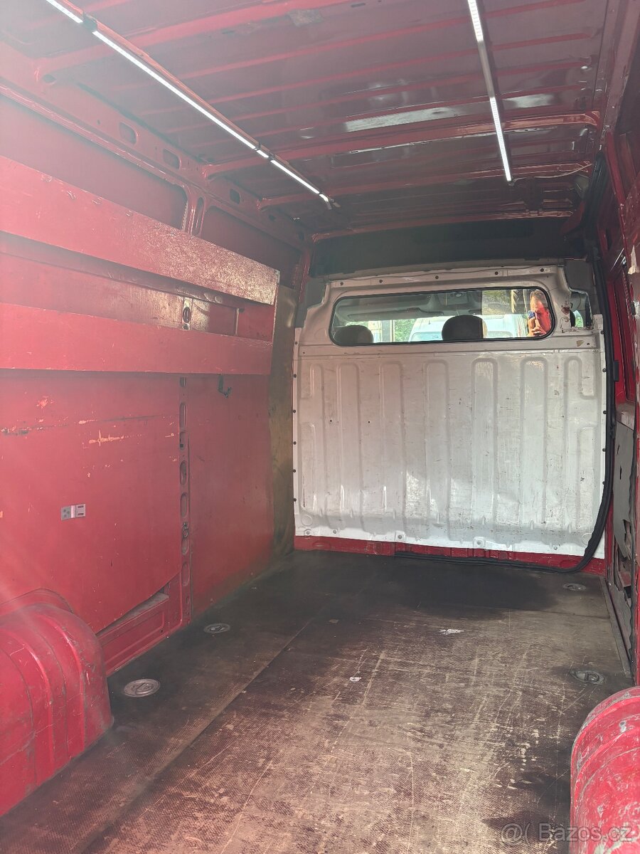 Renault Master 2.5dci 2009 nová STK - 4