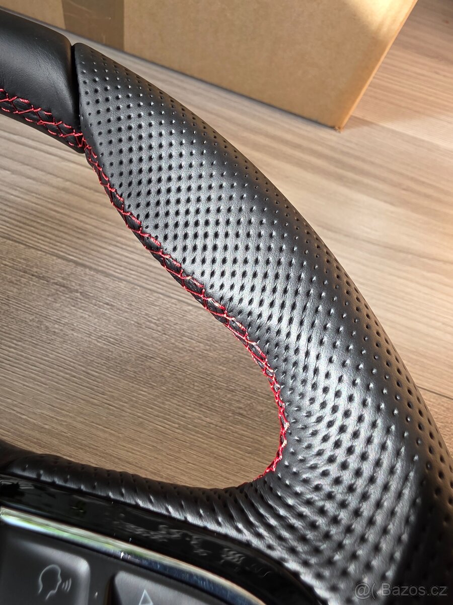 Nový zkosený volant Škoda + PÁDLA DSG - 4