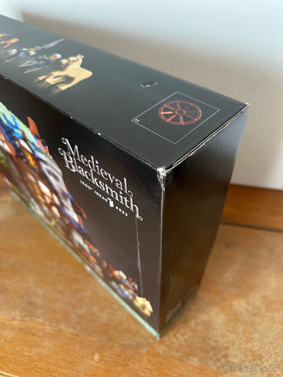 LEGO® Ideas 21325 Středověká kovárna - 4