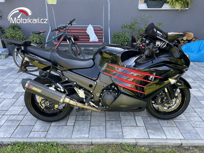 Kawasaki ZZR 1400 - 4