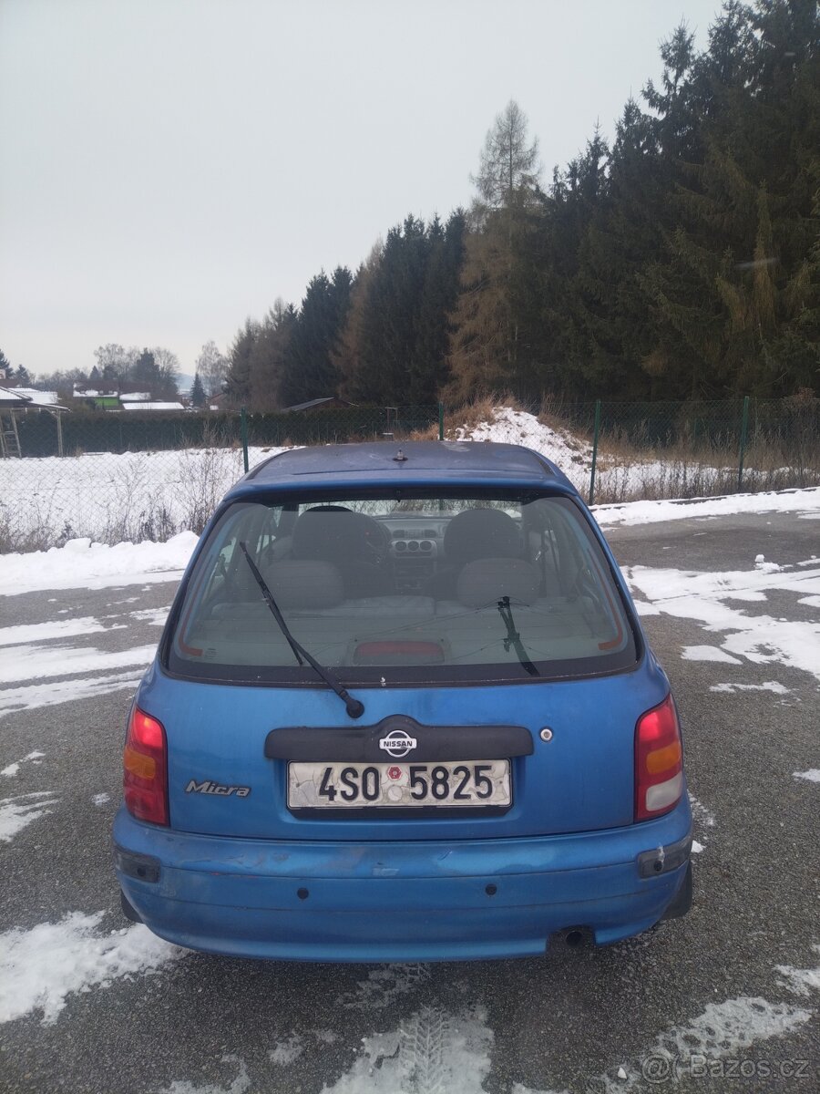 Nissan mikra - 4