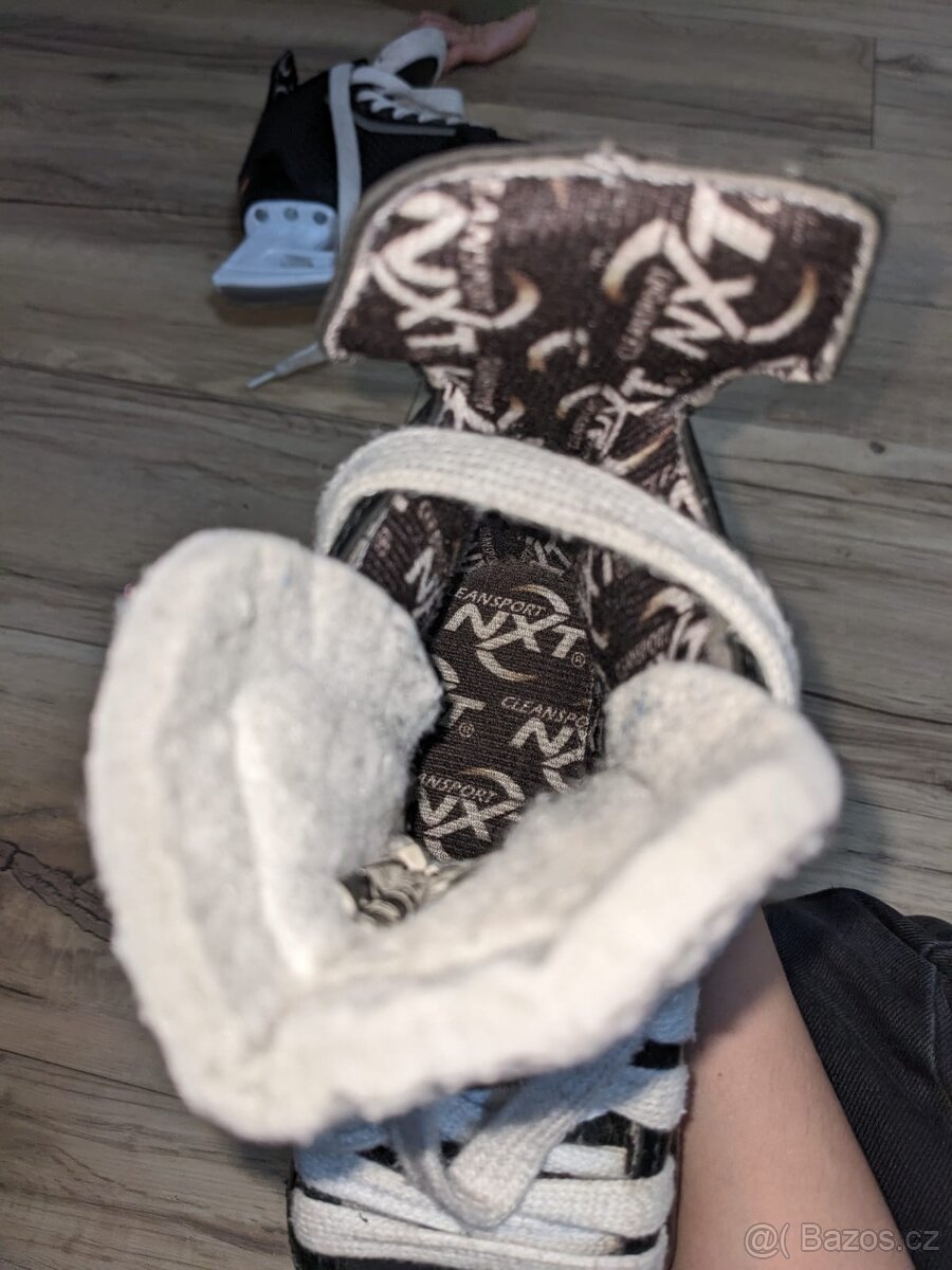 Dětské brusle Winnwell AMP 300 vel. 28 - 4