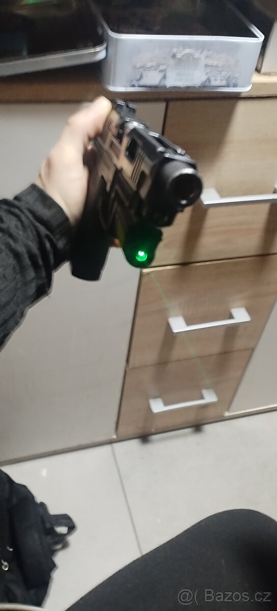 Vzduchova pistole SA 10 - 4