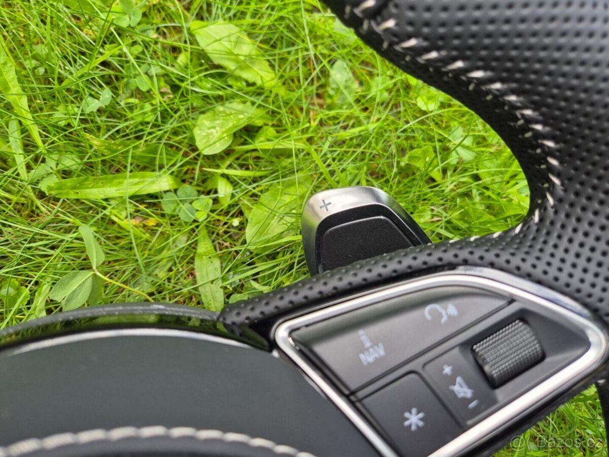 -AUDI VOLANT KOŽENÝ MULTIFUNKCNY ZKOSENY - 4