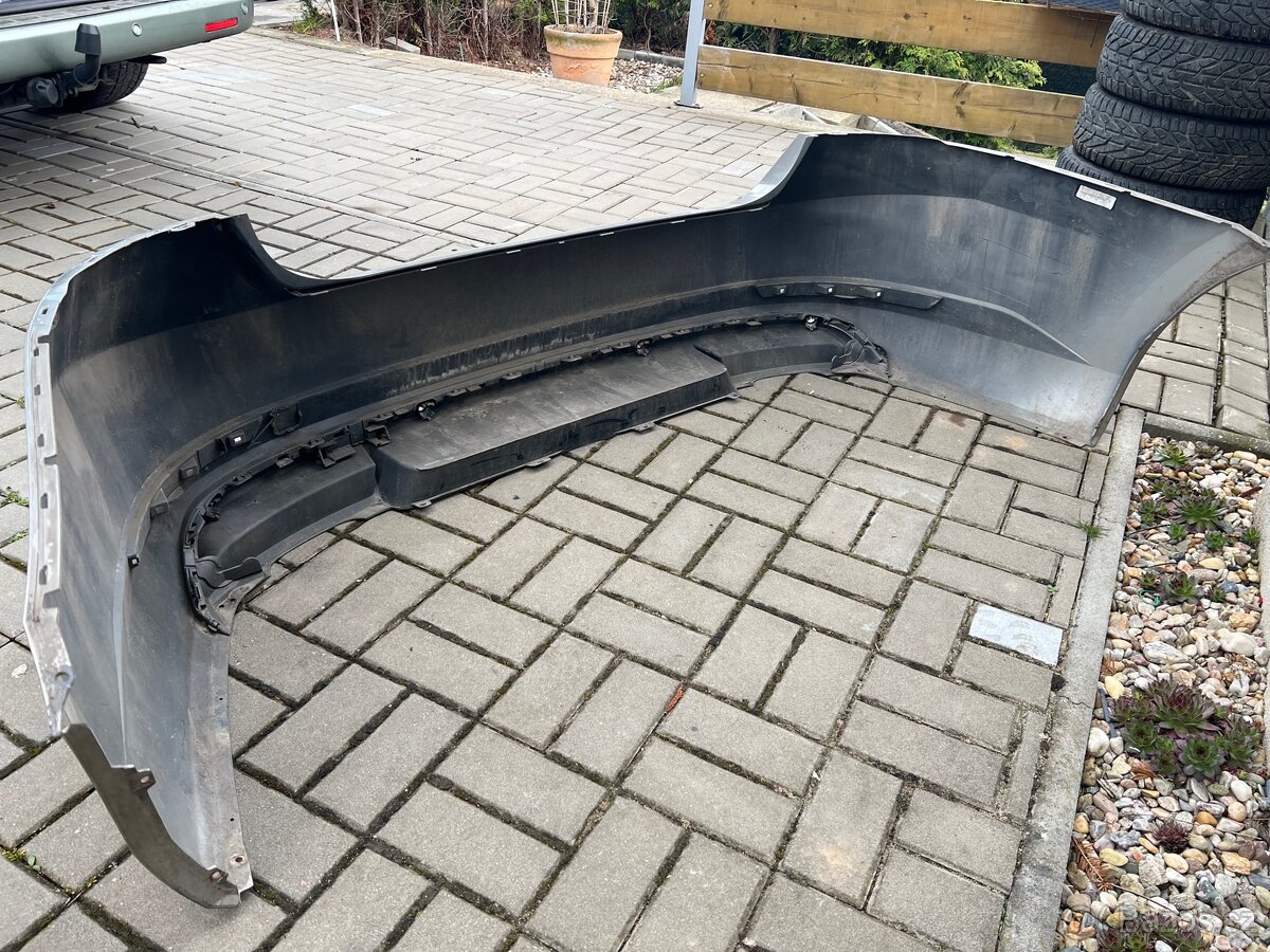 Superb 3 - zadní nárazník - 4