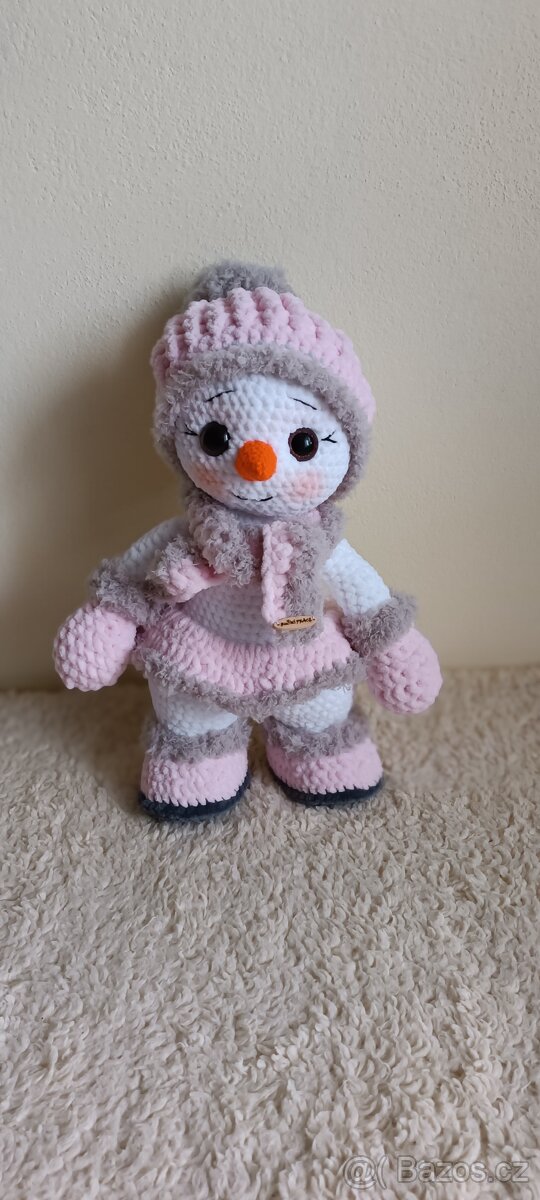 Háčkovaný sněhulák - 4