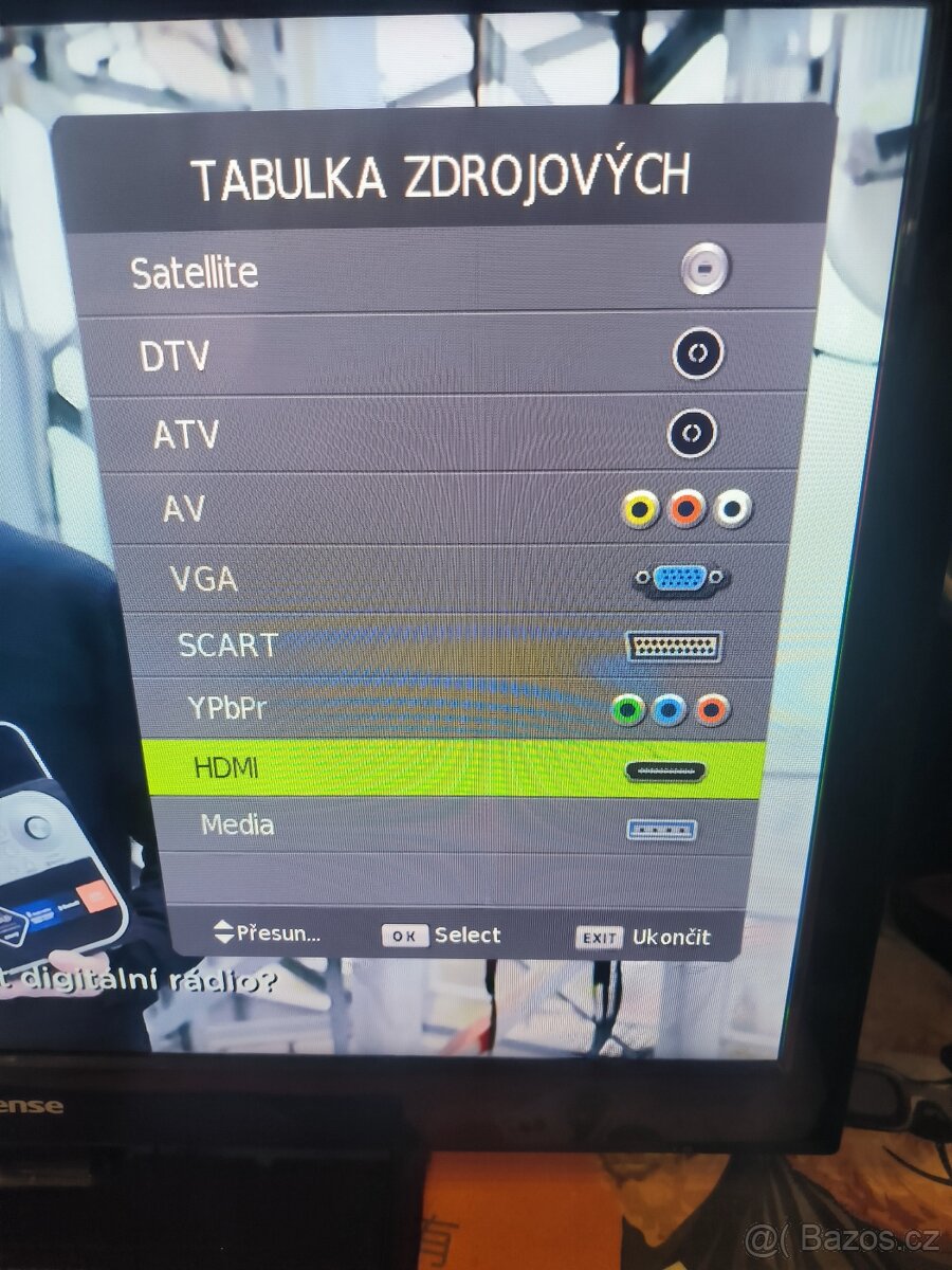Hisense LHD24W26SEU - 4