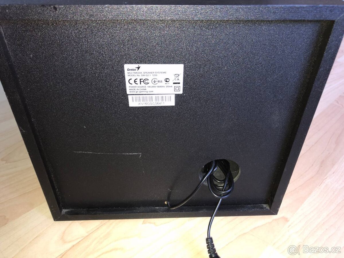 Prodám subwoofer Genius - 4