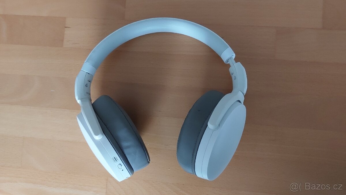 Bezdrátová sluchátka Sennheiser HD 350BT - 4