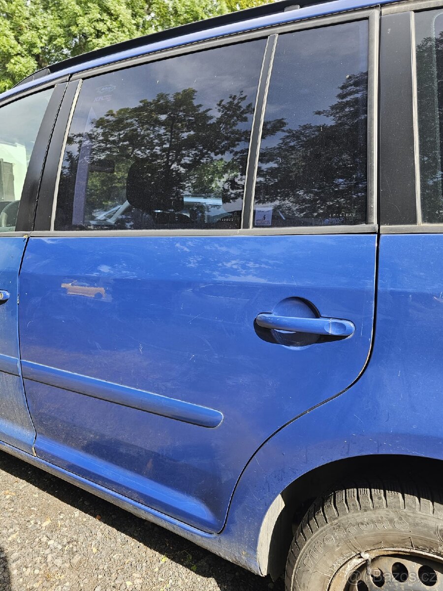 Dveře VW Touran 1T1 1T2 1T3 LL5M - 4