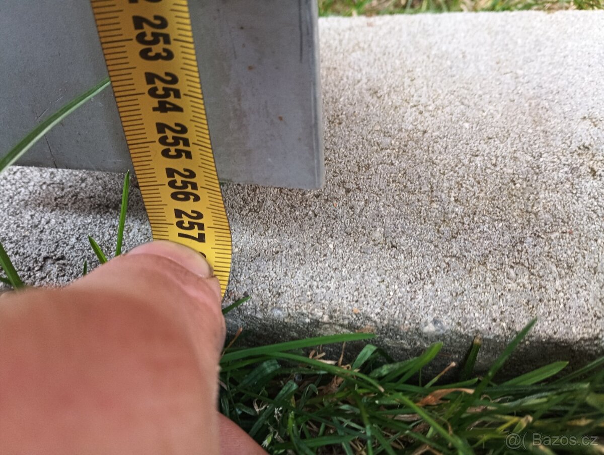 Garážové dveře, vchodové dveře - 4