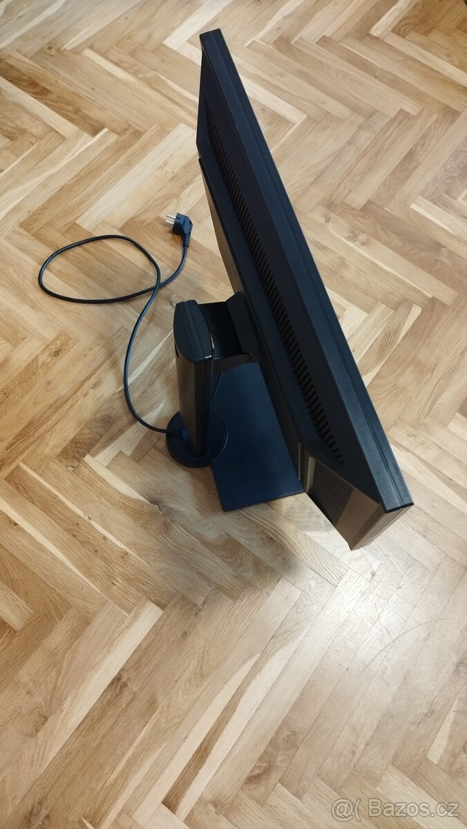 Profesionální monitor BenQ BL2420PT, QHD 2560x1440 pixelů, 2 - 4