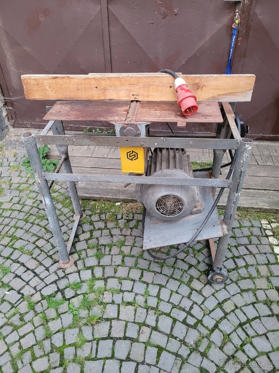 Hoblovačka srovnávačka - 4