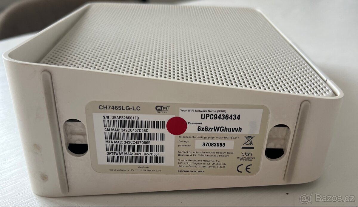 Modem Compal CH7465 bílý (pro Pevný internet Kabel) - 4