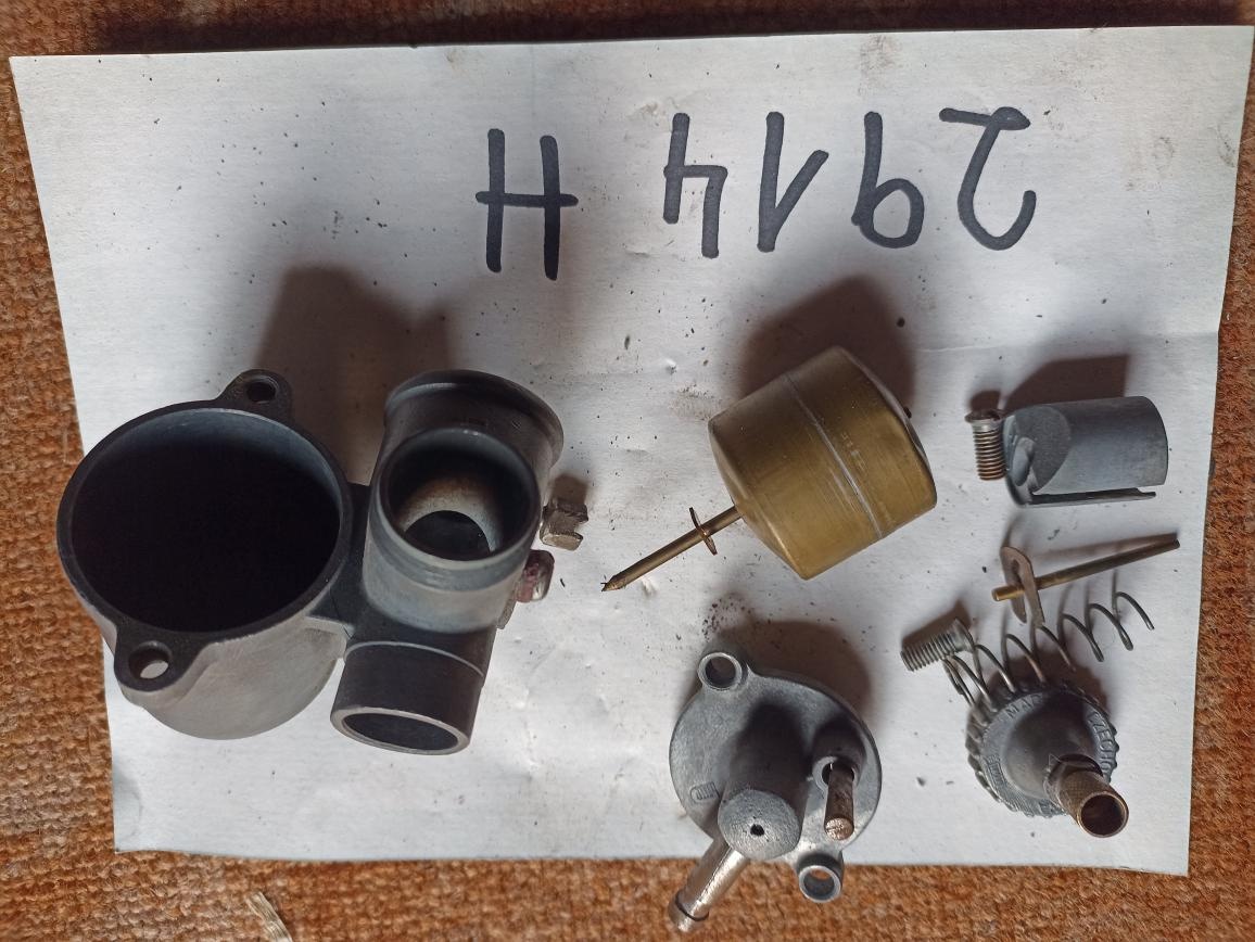 Karburátor Jawa -čz 350/354,Robot 98,Vikov ,Čz 502 - 4