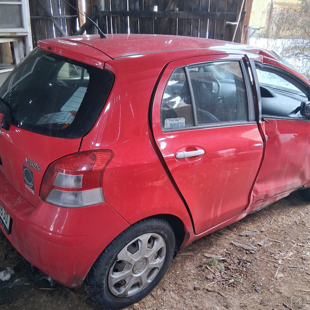 Toyota Yaris 2010 1.0 51kw benzín - 4