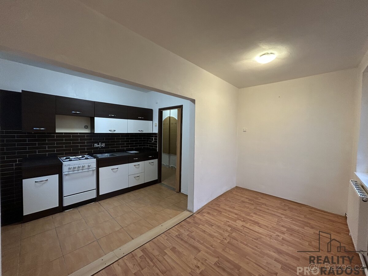 Pronájem bytu 2+1 s balkonem v Dubňanech, byt 2+1, pronájem, - 4