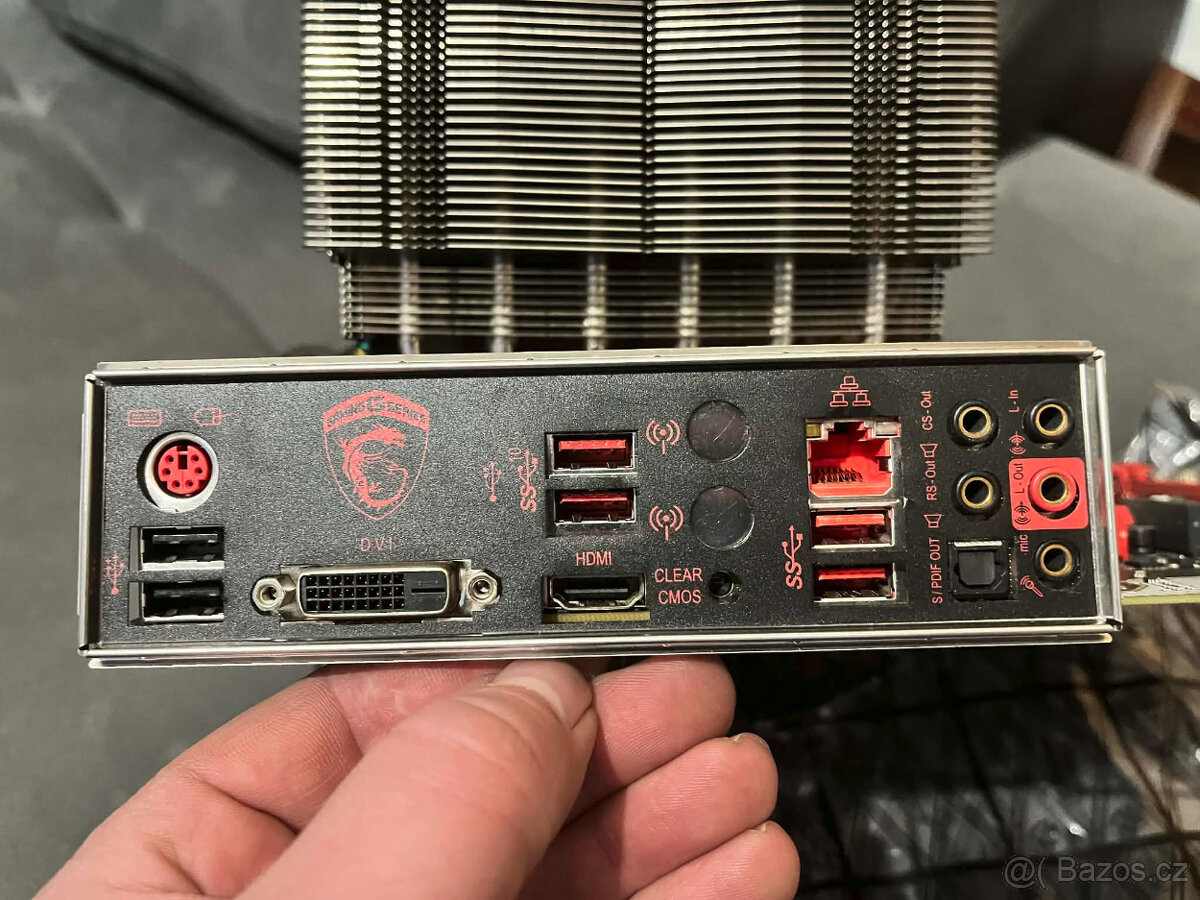 kompletně osazená deska - 4