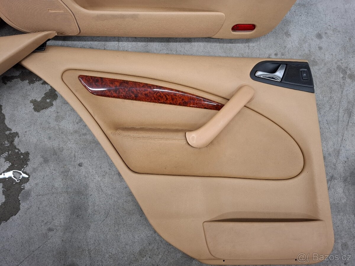 Škoda Octavia 1 Laurin a Klement tapecírunky - 4