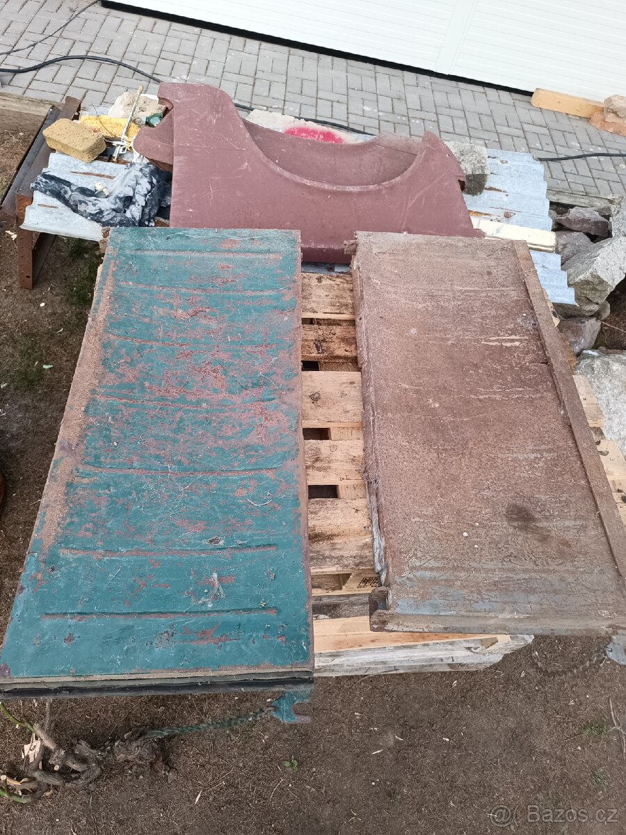 Zadní čelo ARO m461 - 4