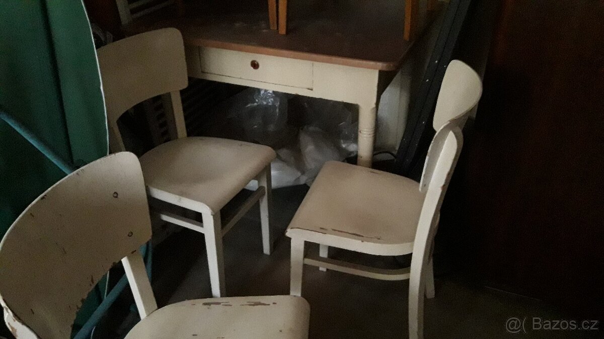 Kuchyňská linka + stůl - 4