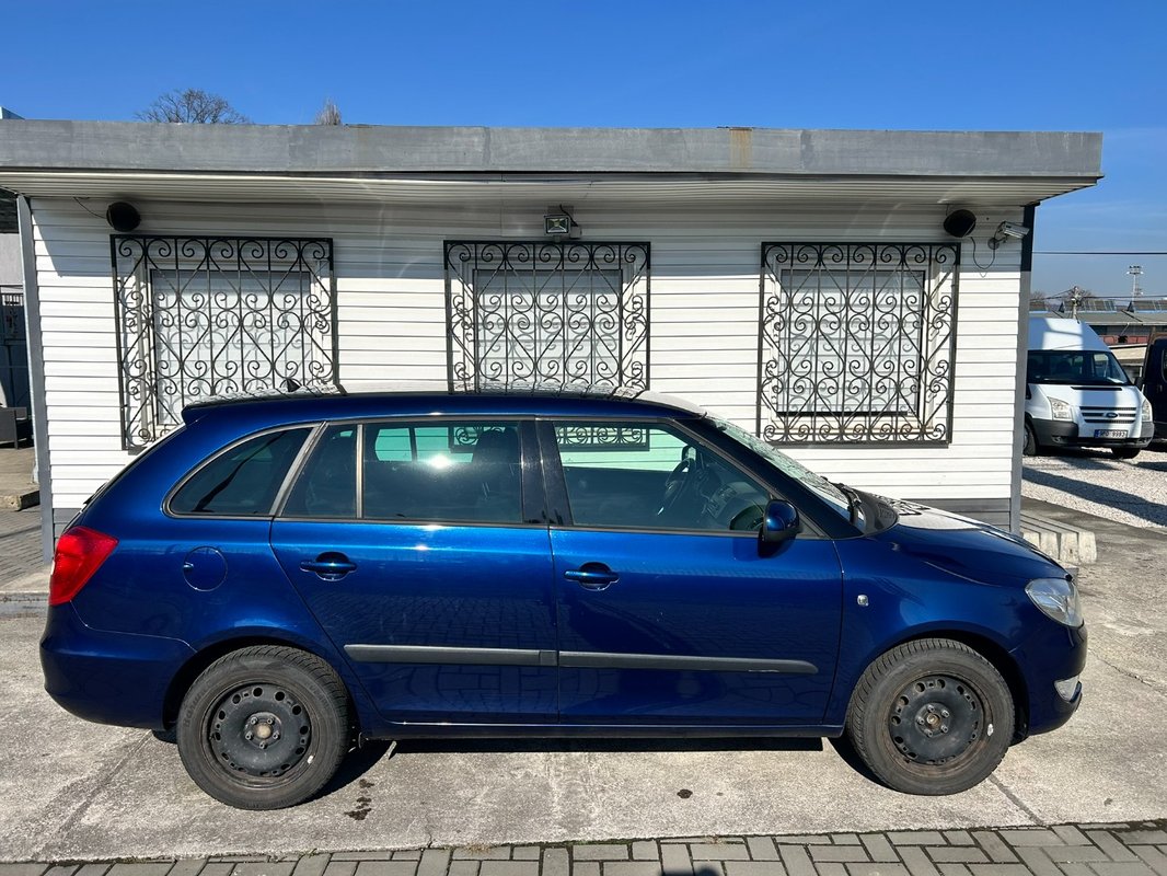Škoda Fabia 1.6 TDI 2013 Combi 77 kw Elegance - 4