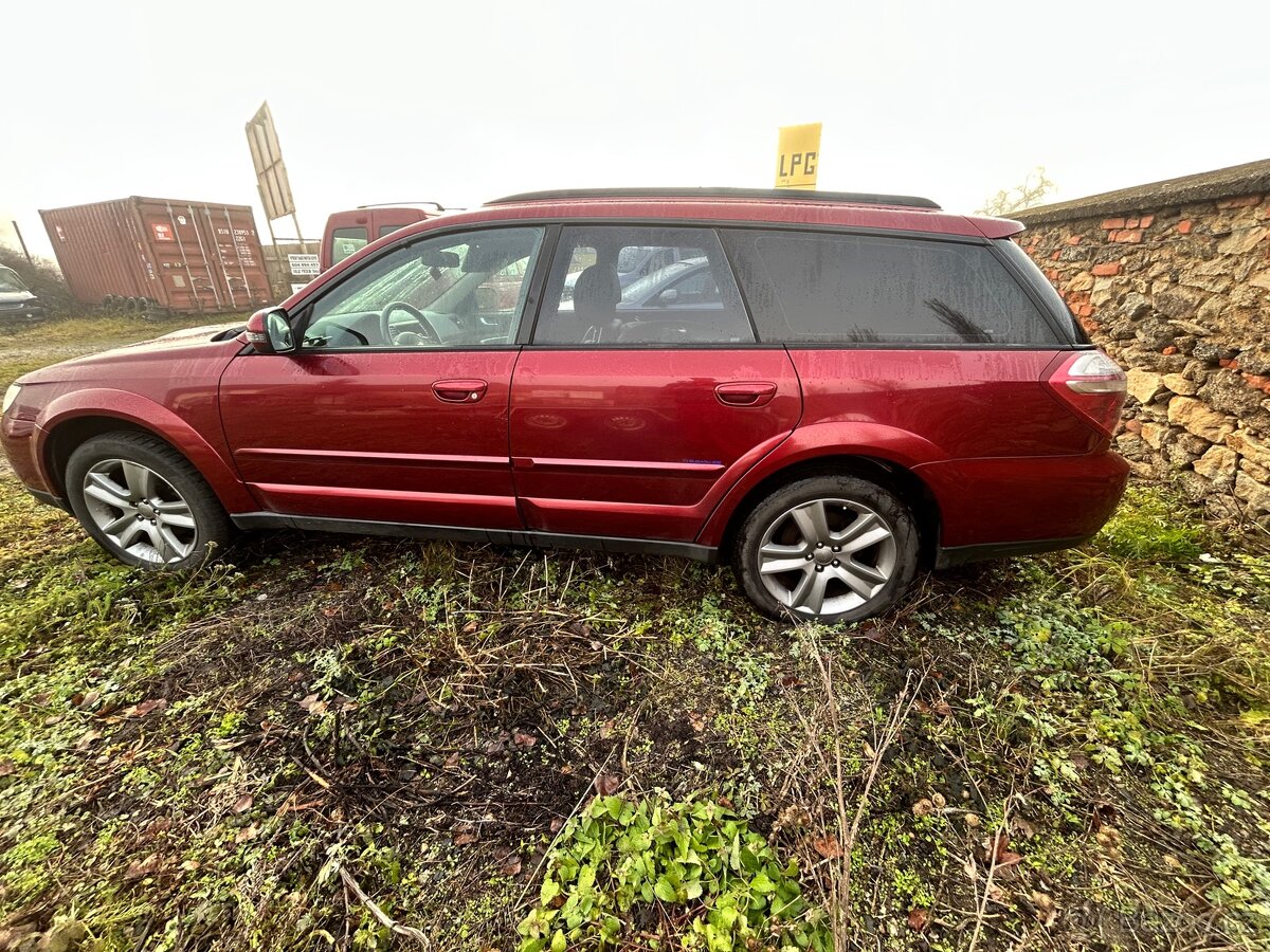 Subaru Outback 2.0D 2009 - 4