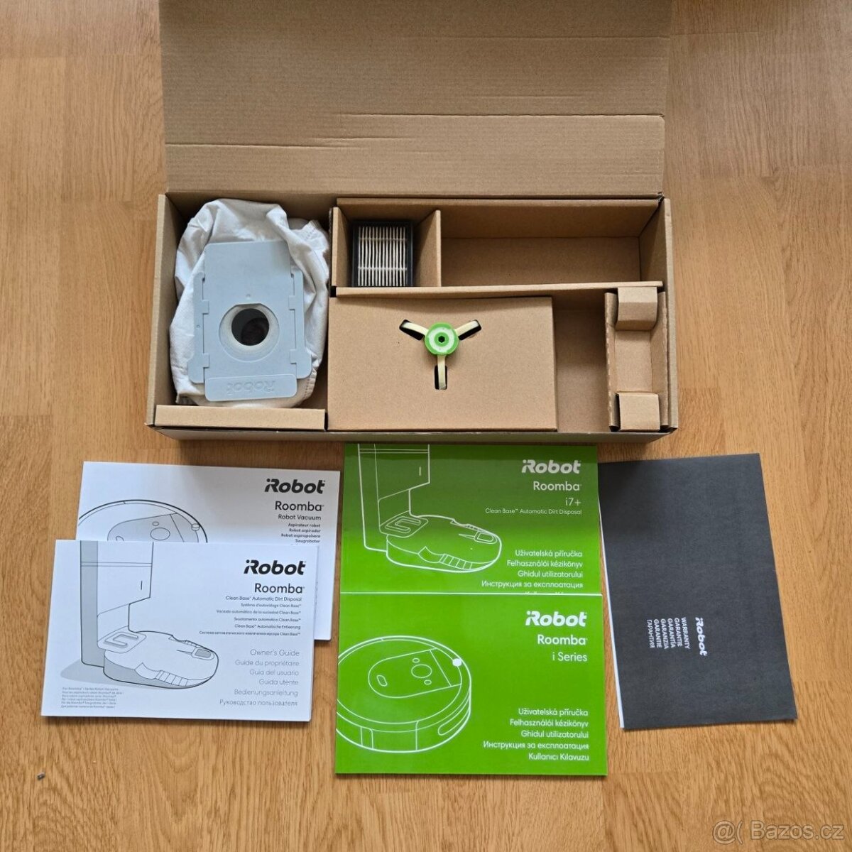 Prodám robotický vysavač iRobot Roomba i7+ Clean Base - 4