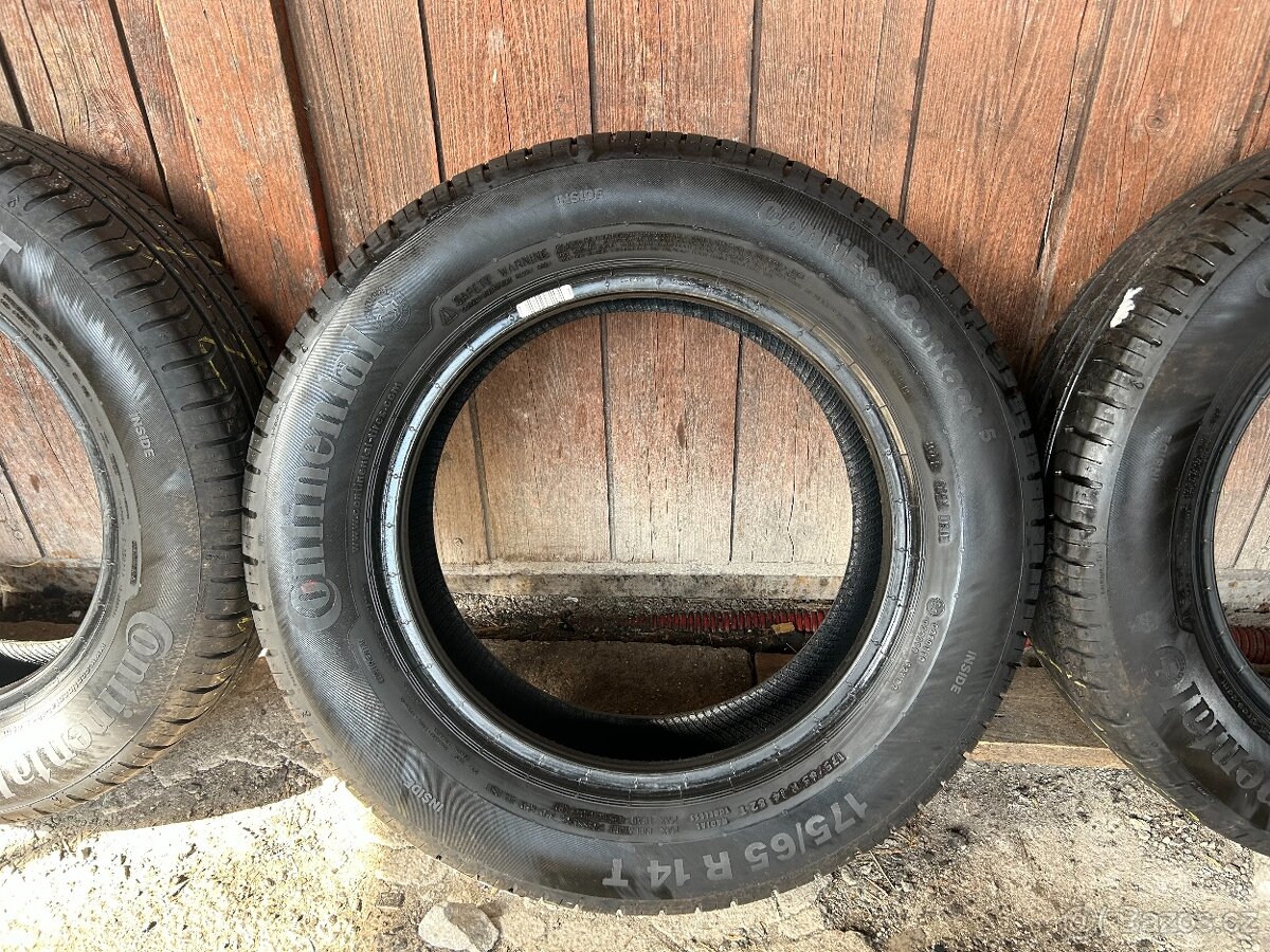 Prodám gumy 175/65/14 - 4