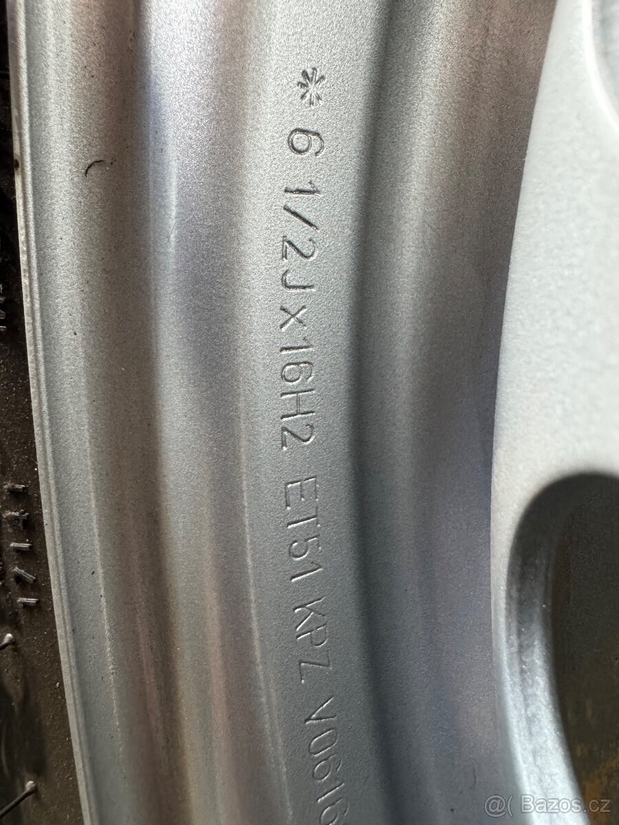 205/65/16C - 4