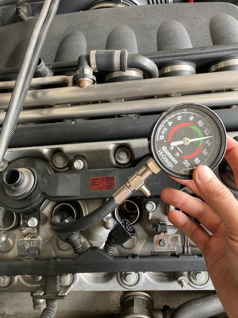Motor S54B32 M3 E46 - servisovaný (stále v autě) - 4