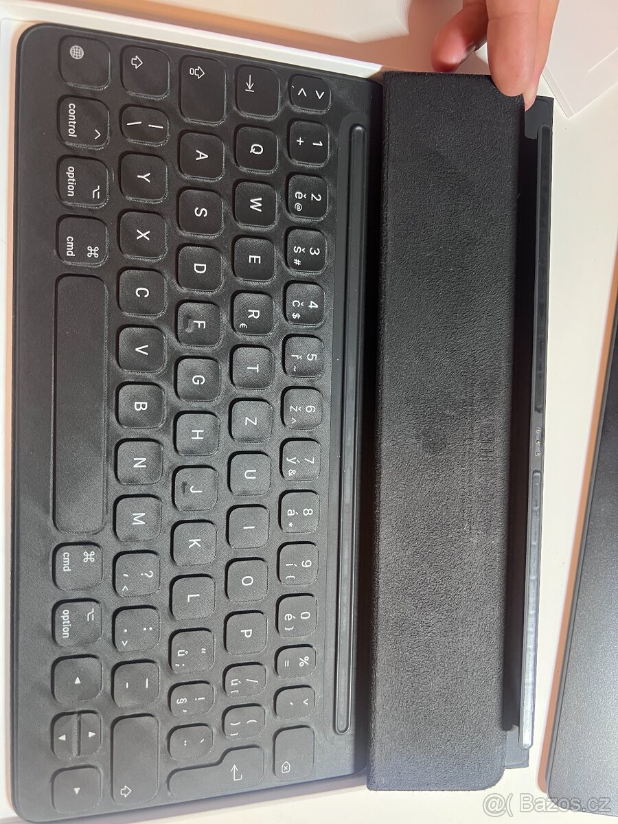 Apple Smart Keyboard MX3L2CZ/A – česká klávesnice pro iPad - 4