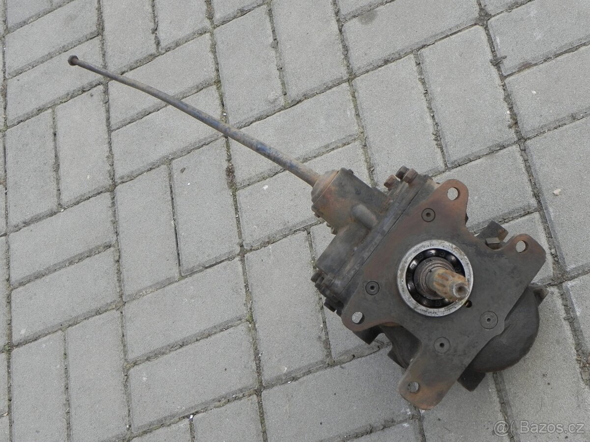 Stará převodovka opel blitz 1 - 4